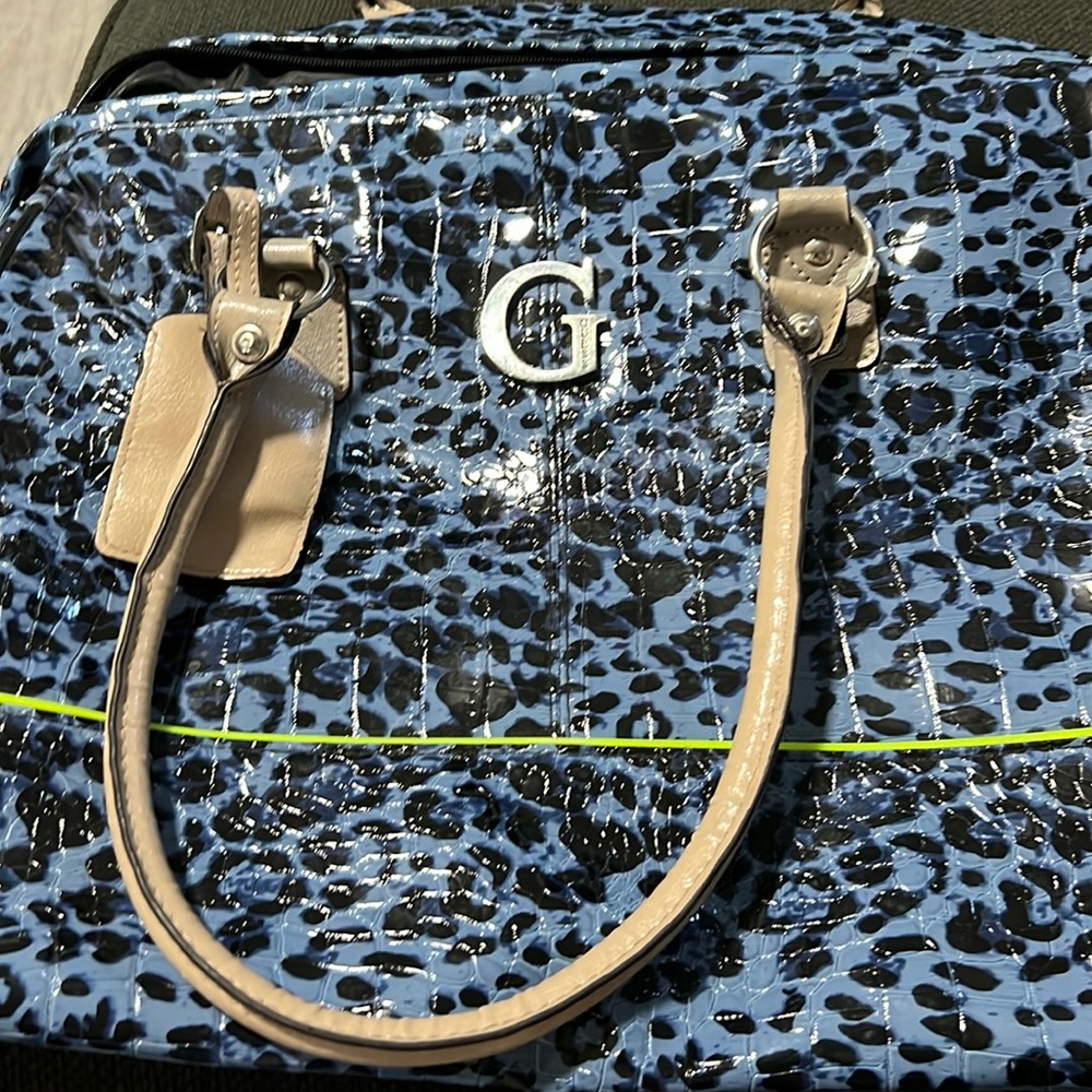 Guess carry on large tote bag